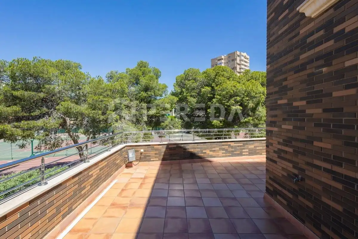 Terraza de Casa o chalet en venta en Roquetas de Mar con Aire acondicionado, Jardín privado y Piscina