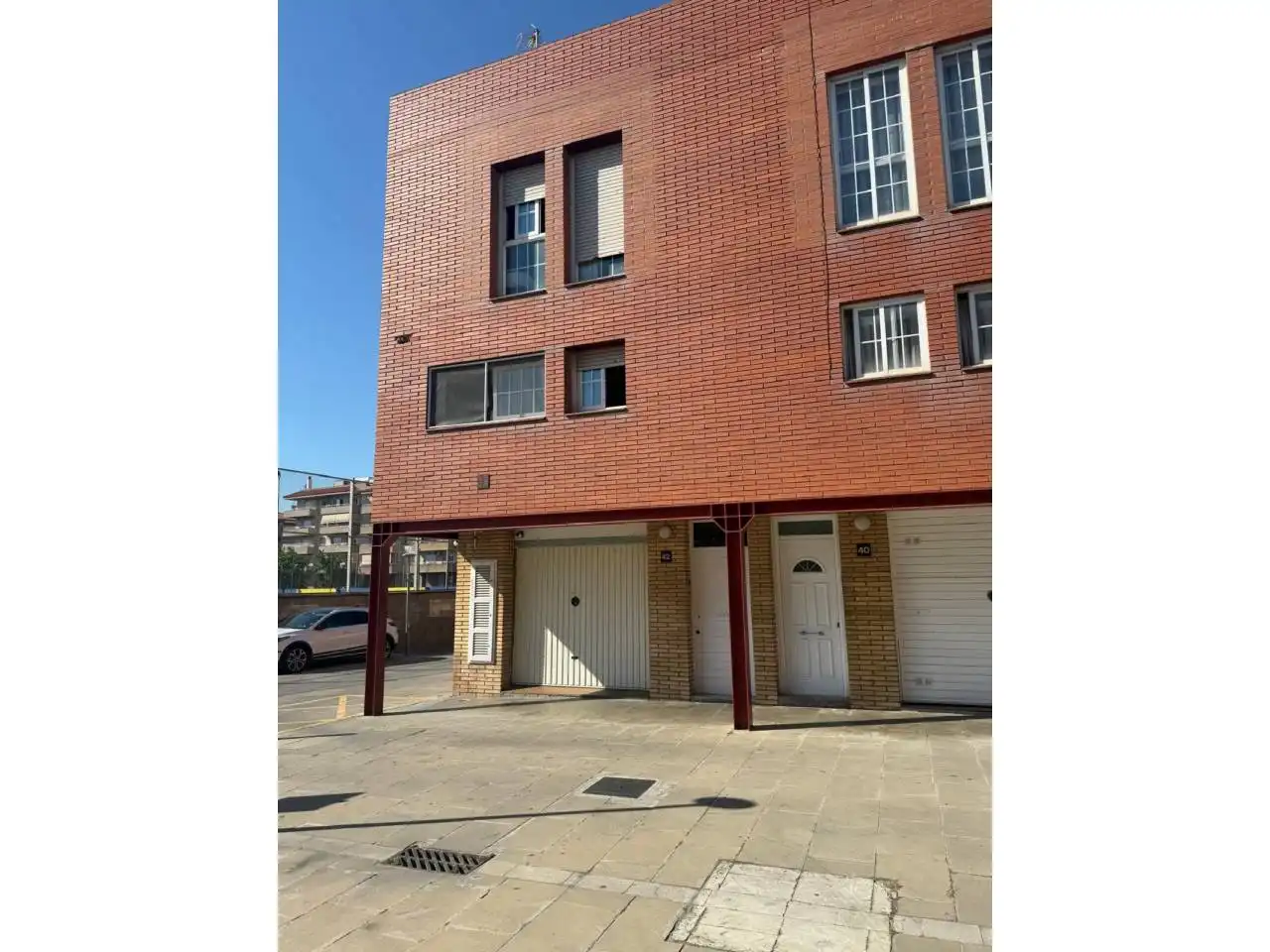 Vista exterior de Casa o chalet en venta en Sabadell con Aire acondicionado, Calefacción y Parquet