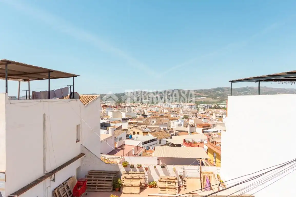 Vista exterior de Casa o xalet en venda en Vélez-Málaga amb Terrassa