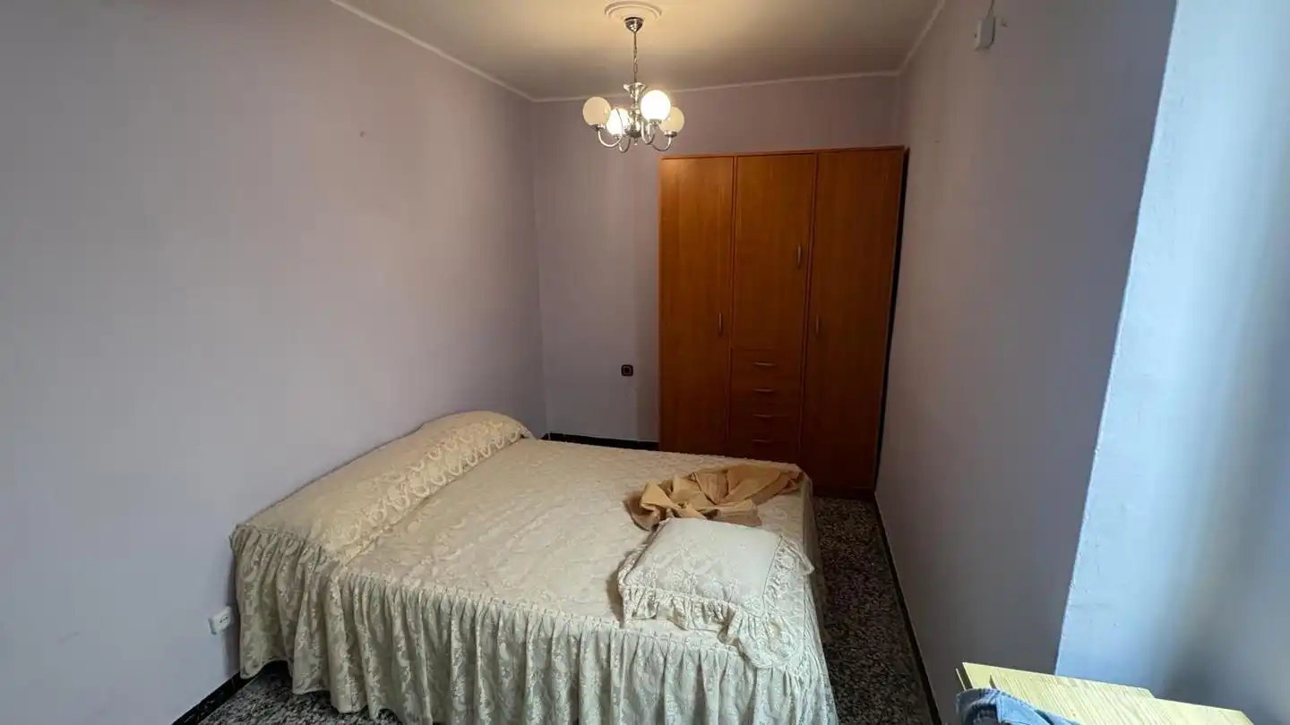 Habitación de Piso de alquiler en Valencia con Aire acondicionado, Terraza y Amueblado