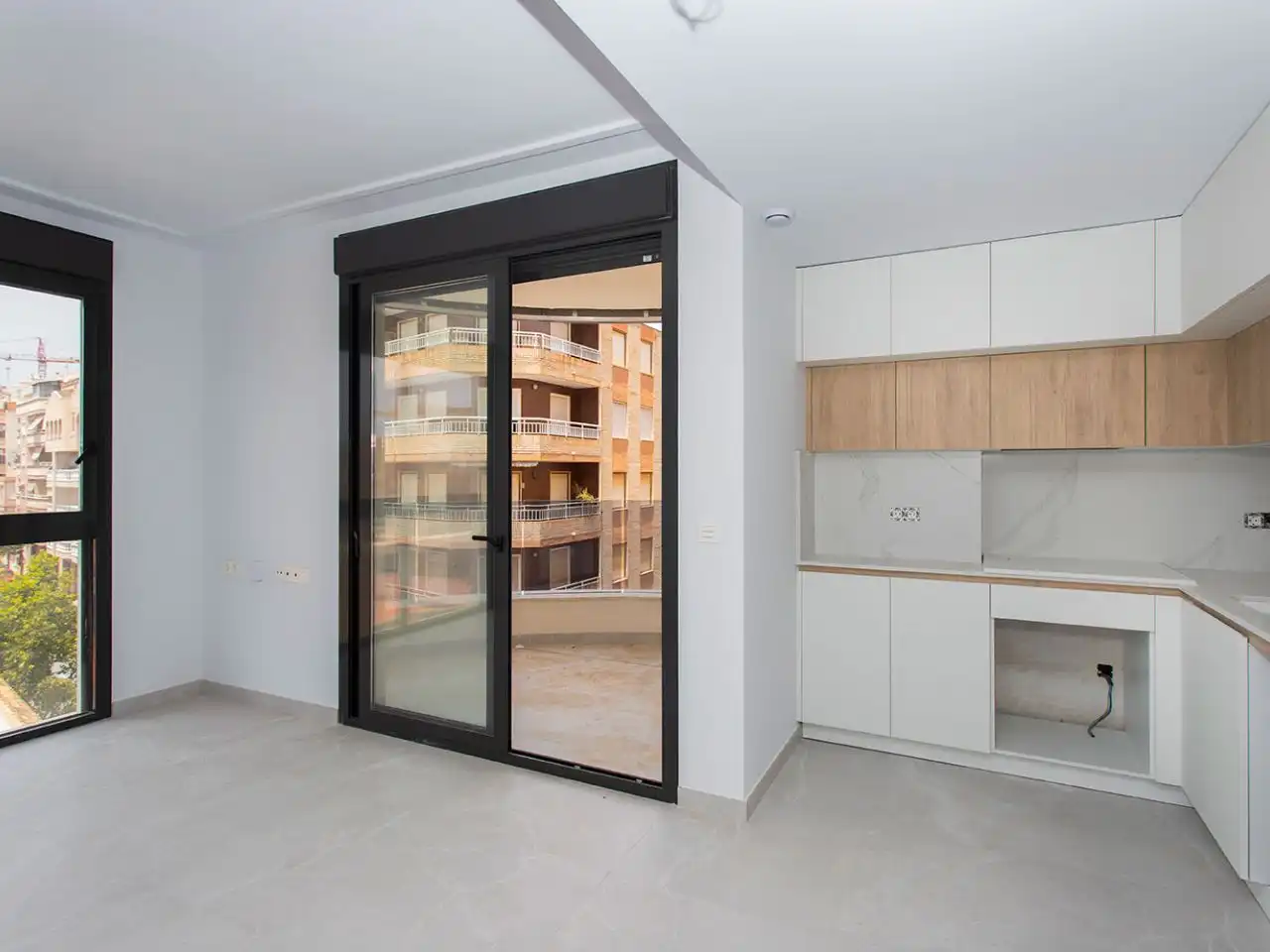 Flat with pool for sale in Calle Ramón Gallud 164, imagen 11