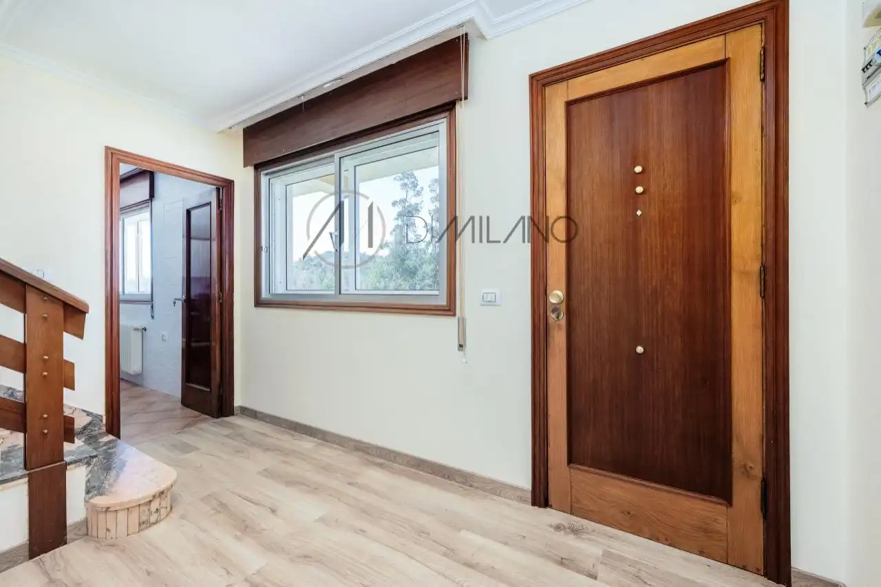 Casa o chalet en venta en Vigo  con Calefacción, Jardín privado y Parquet