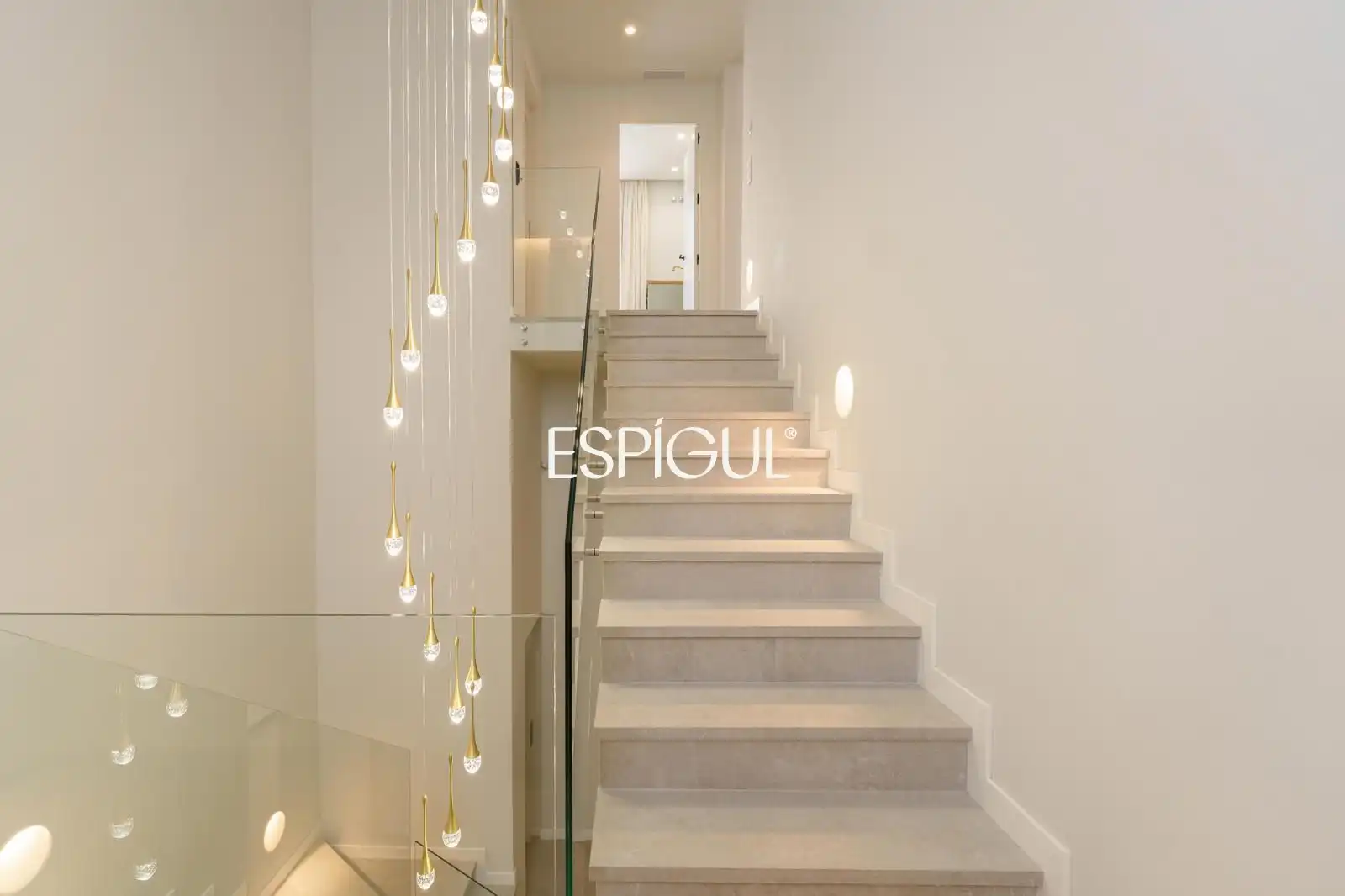 Casa adosada en venta en Calella con Aire acondicionado, Calefacción y Parquet