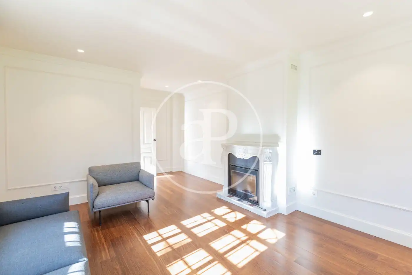 Living room of Houses for rent in Madrid  with Air Conditioner, Heating and Private garden