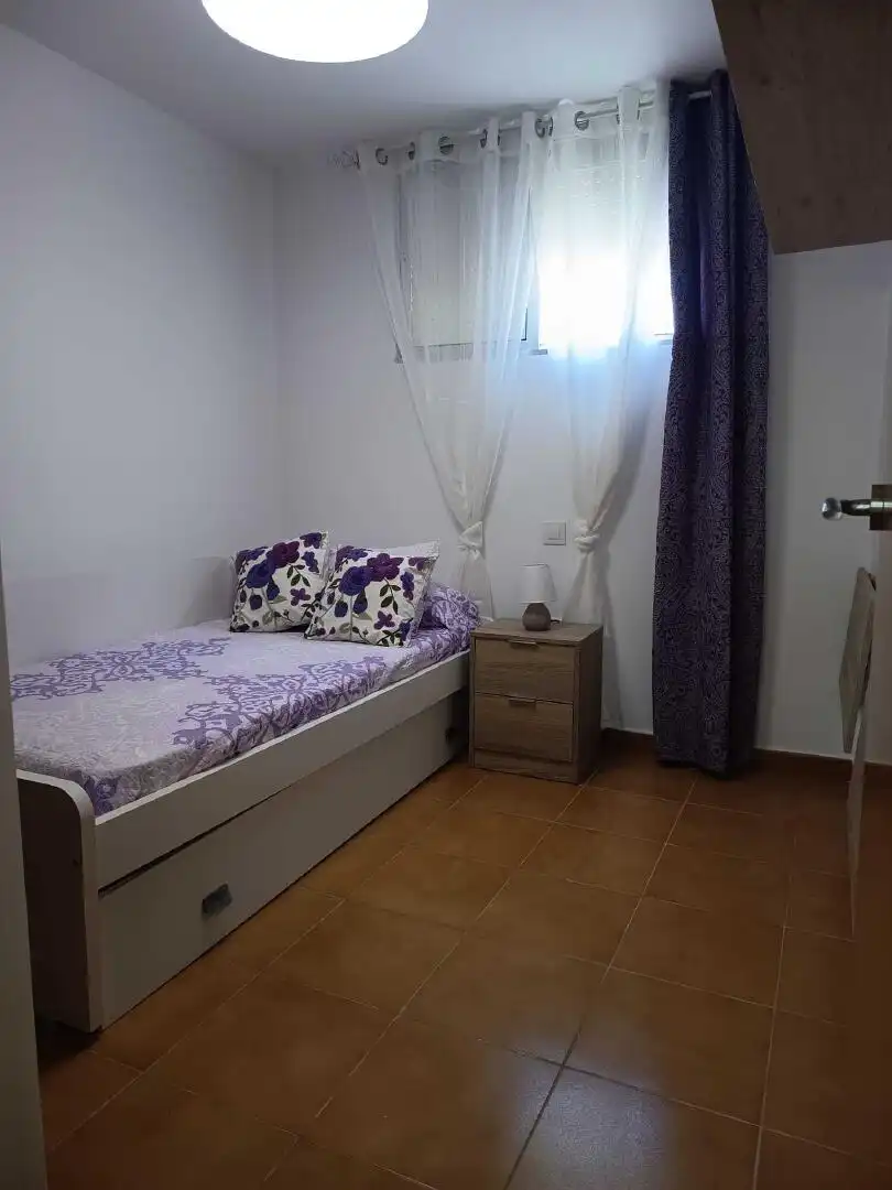 Habitación de Planta baja en venta en Rota