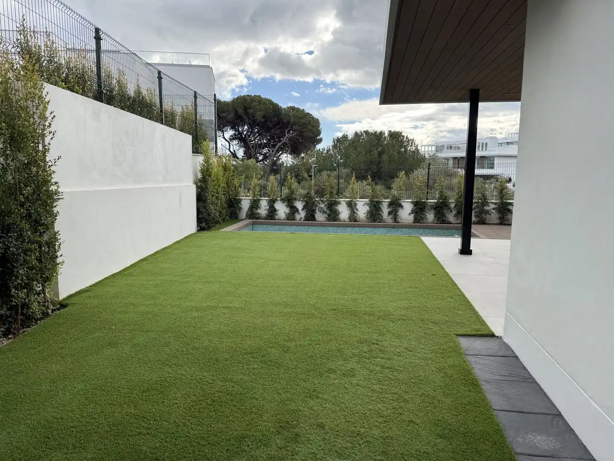 Terrassa de Pis en venda en Marbella amb Aire condicionat, Terrassa i Traster