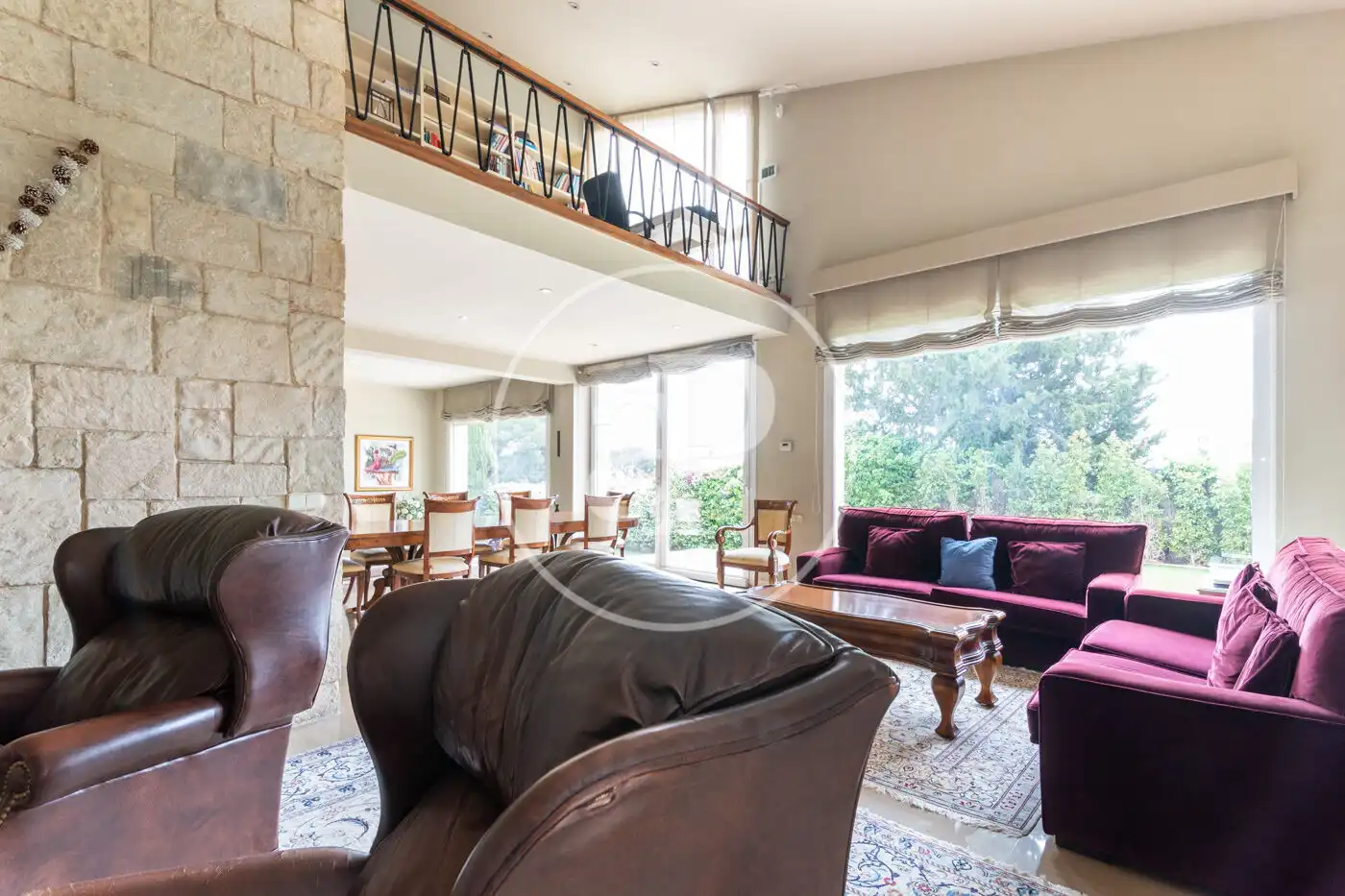 Sala d'estar de Casa o xalet de lloguer en Barcelona amb Aire condicionat, Calefacció i Jardí privat