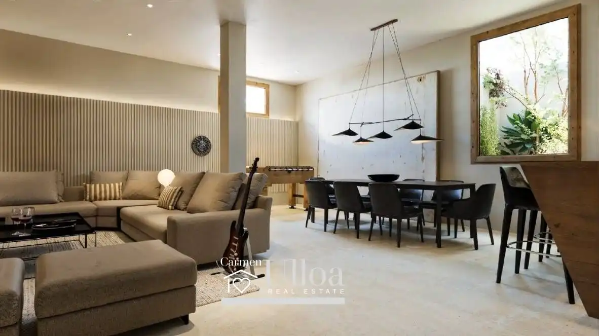 Villa mit Pool zum Verkauf in Pueblo Acantilado - Lanuza