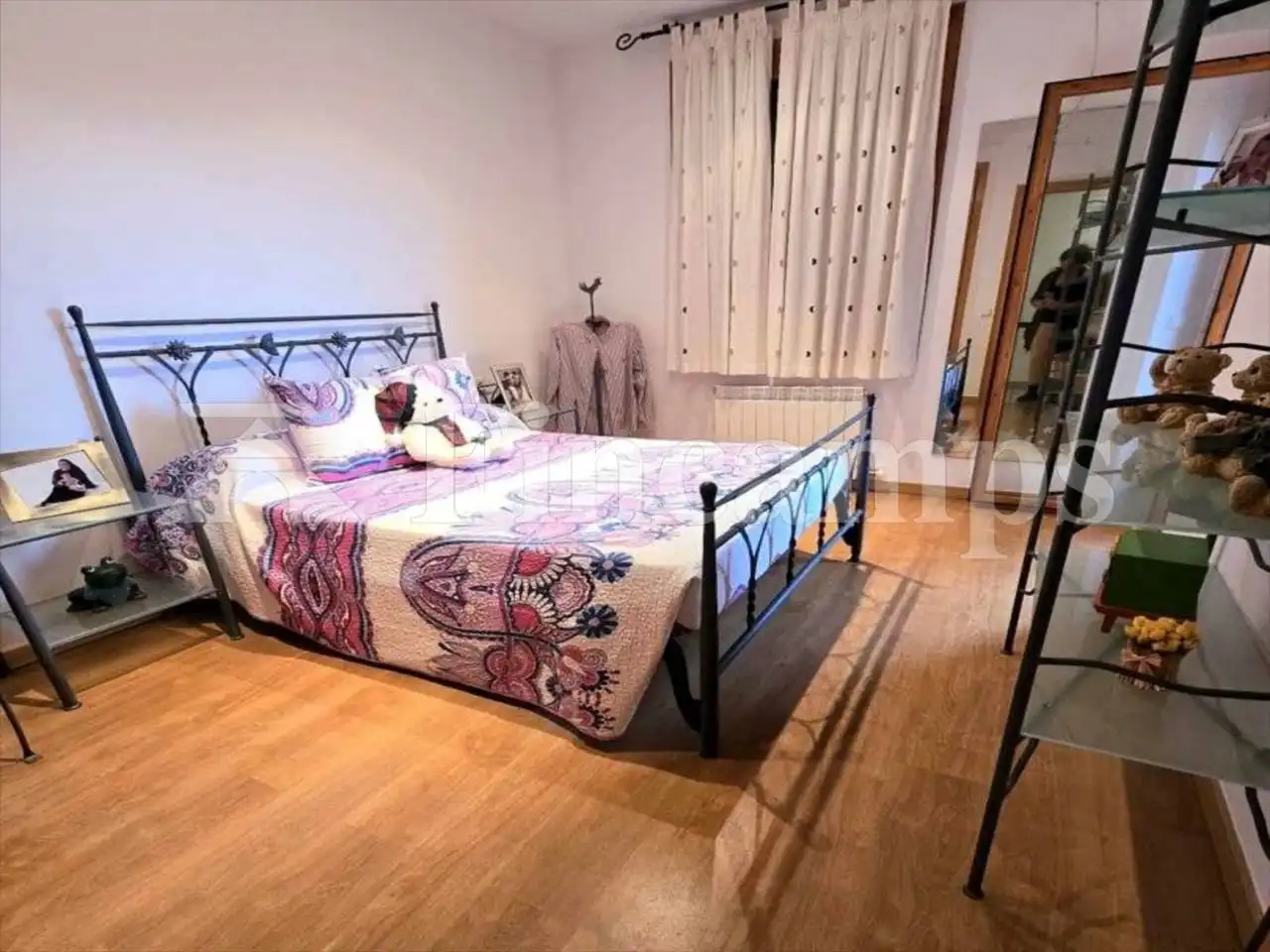 Habitación de Casa o chalet en venta en Castellar del Vallès con Calefacción, Jardín privado y Terraza