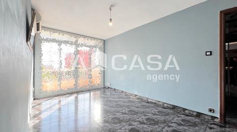 Foto 3 de Piso en venta en Llefià, Badalona