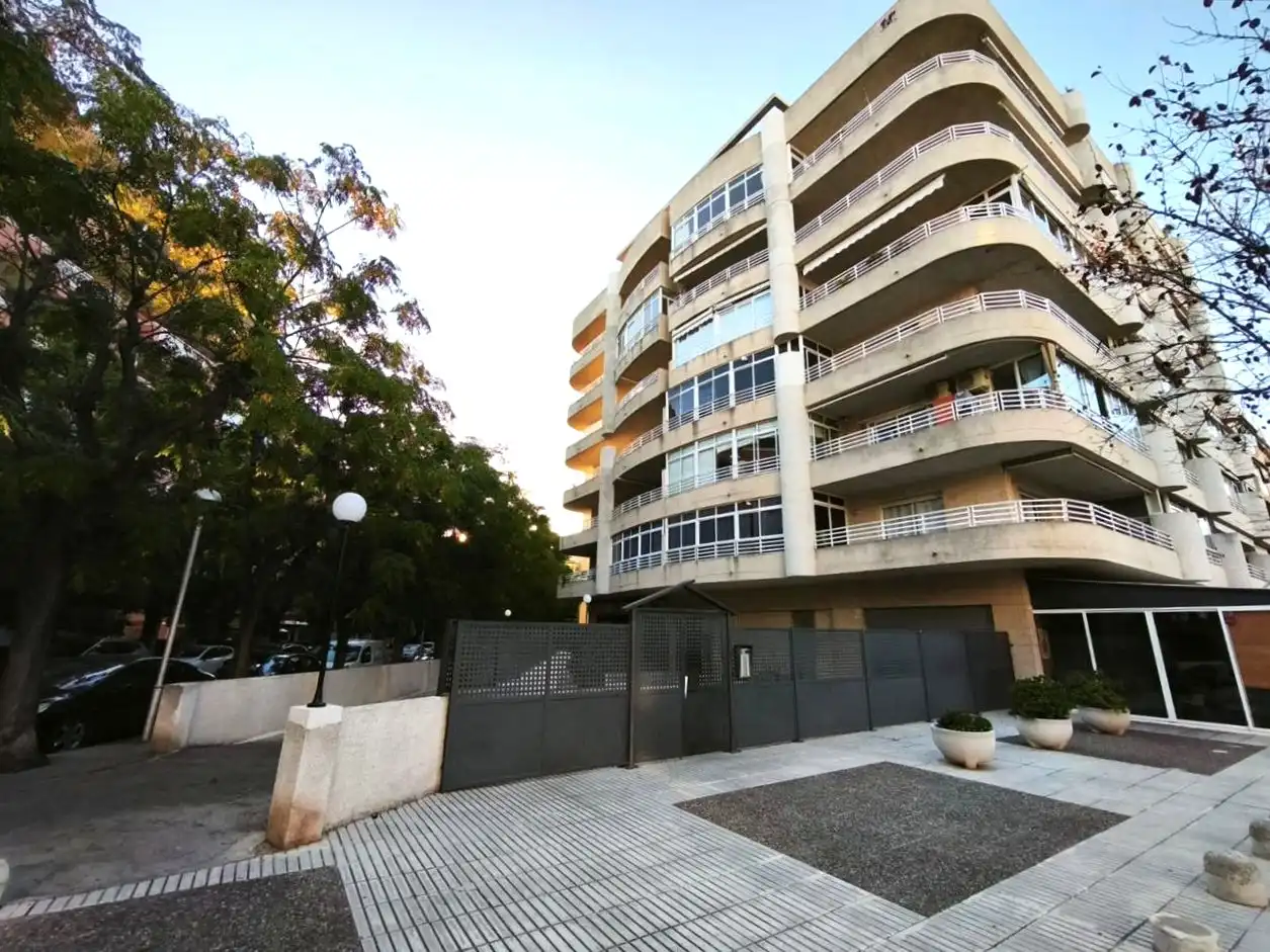 Flat for sale in Centre