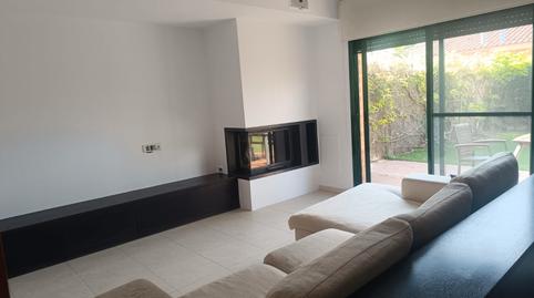 Foto 2 de Casa adosada de alquiler en La Secuita, Tarragona