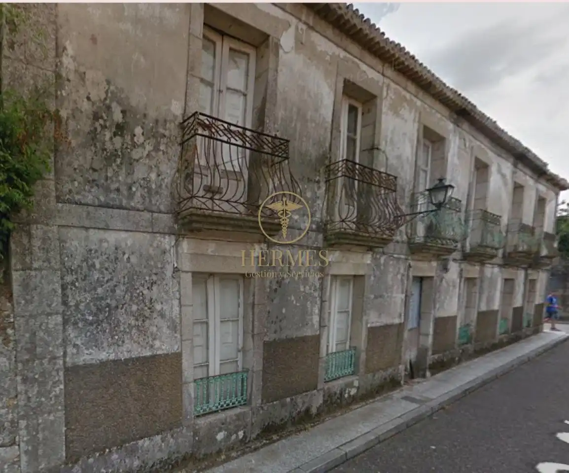 Vista exterior de Finca rústica en venda en Tui amb Calefacció, Jardí privat i Terrassa