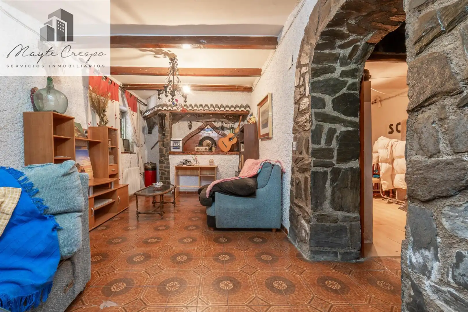 Sala d'estar de Casa o xalet en venda en La Zubia amb Calefacció, Jardí privat i Terrassa