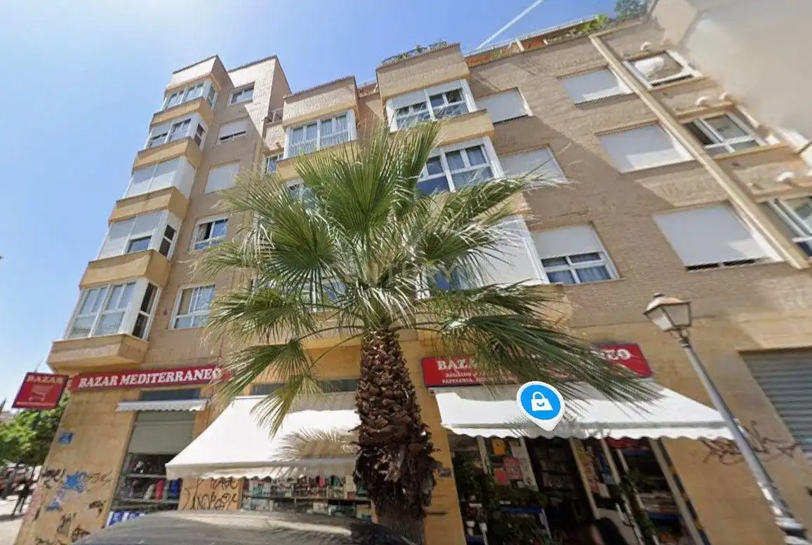 Vista exterior de Pis en venda en Valencia amb Aire condicionat, Forn i Balcó