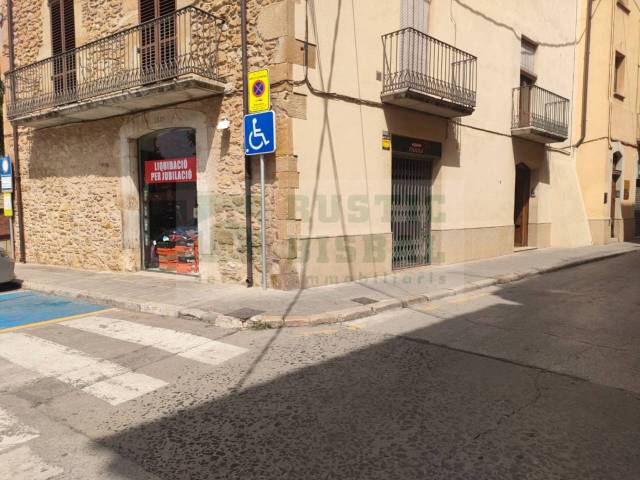 Local comercial en Alquiler en La Bisbal d'Empordà