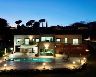 Vista exterior de Casa o xalet en venda en Lliçà de Vall amb Aire condicionat, Calefacció i Jardí privat