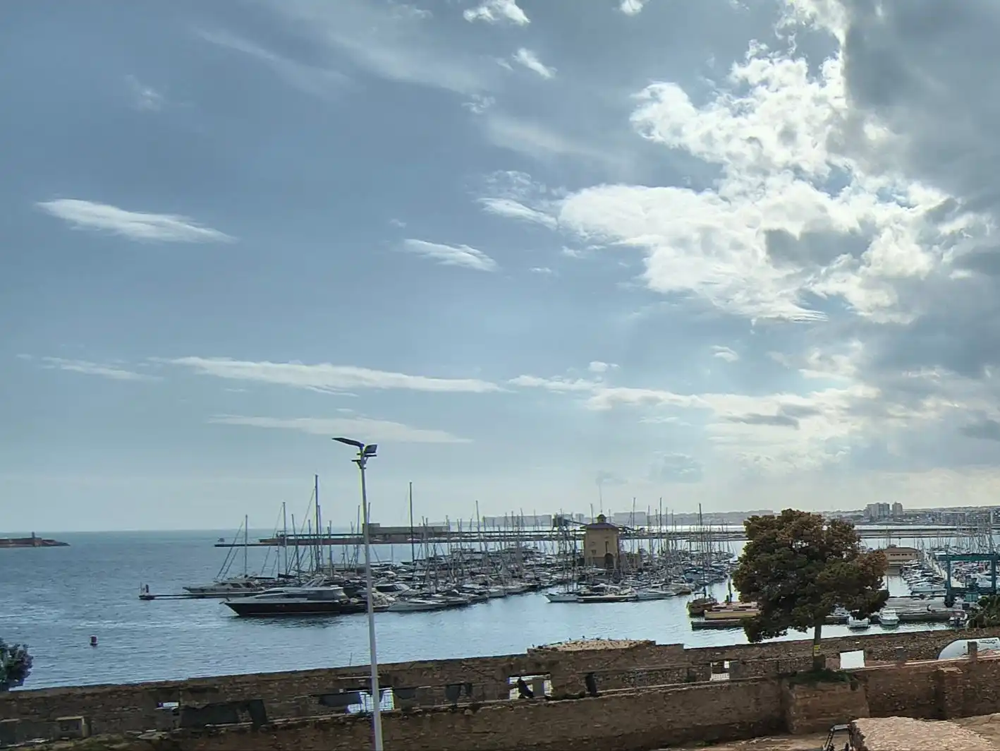 Vista exterior de Apartament en venda en Torrevieja amb Aire condicionat i Terrassa