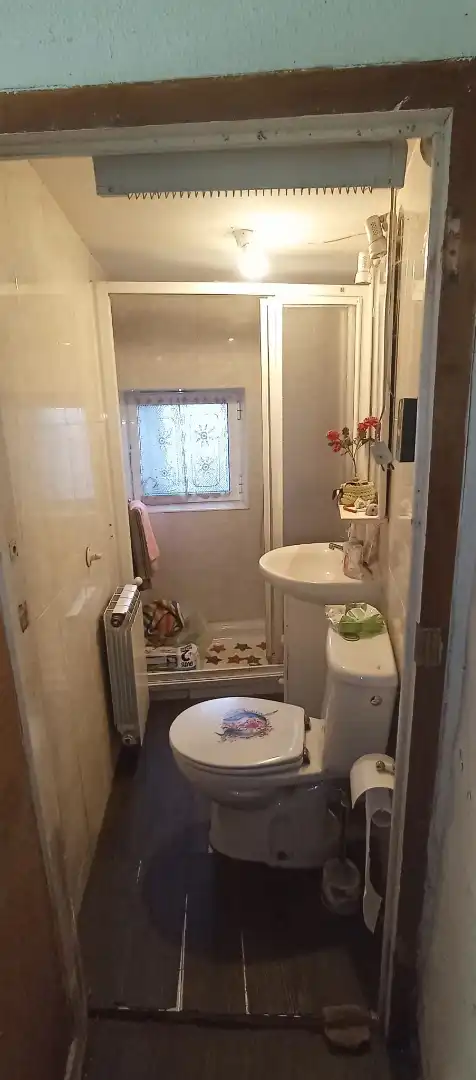 Baño de Finca rústica en venta en Murias de Paredes con Calefacción, Jardín privado y Amueblado