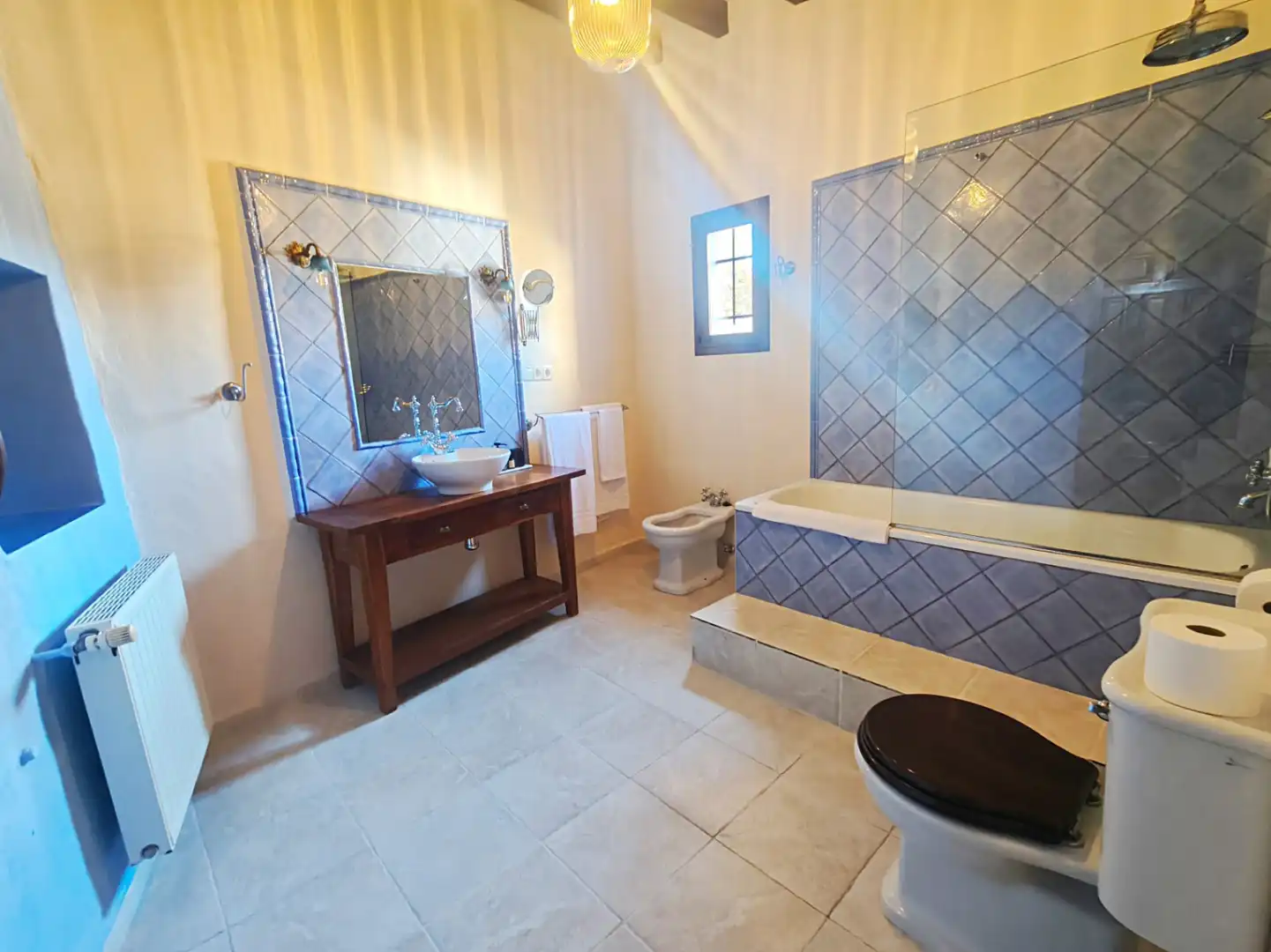 Baño de Edificio en venta en La Vall de Gallinera