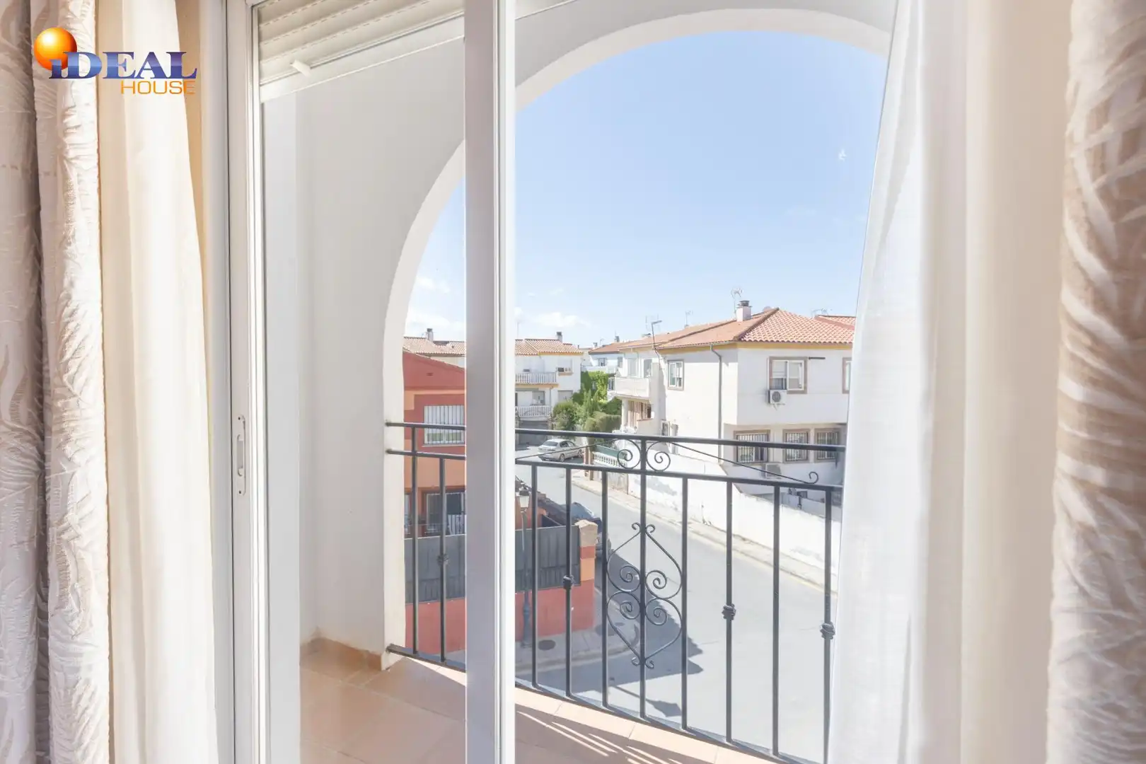 Terrassa de Casa o xalet en venda en Las Gabias amb Aire condicionat, Calefacció i Jardí privat