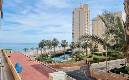 Vista exterior de Pis en venda en El Campello amb Aire condicionat i Terrassa