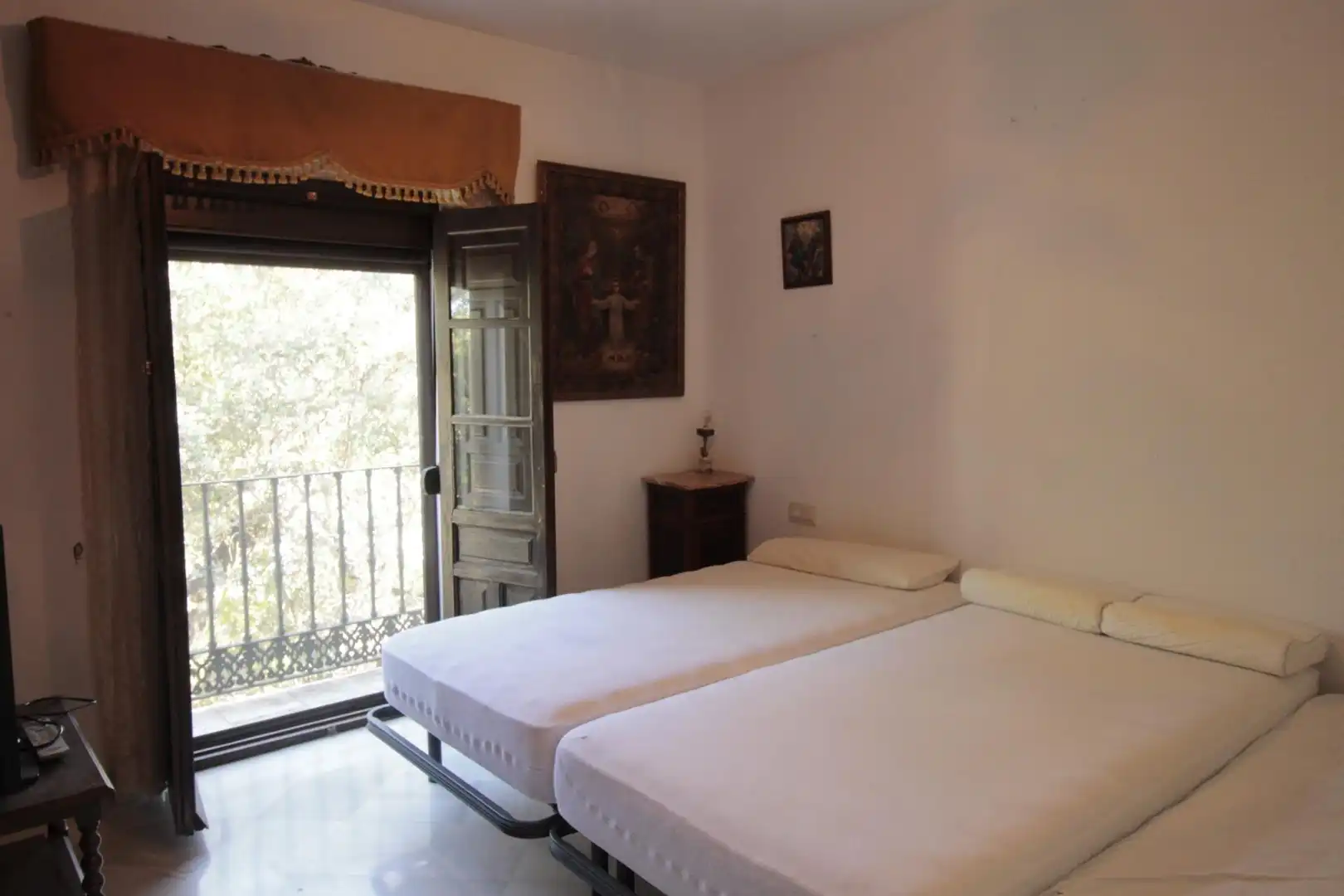 Habitación de Casa o chalet en venta en El Castillo de las Guardas con Jardín privado, Trastero y Piscina