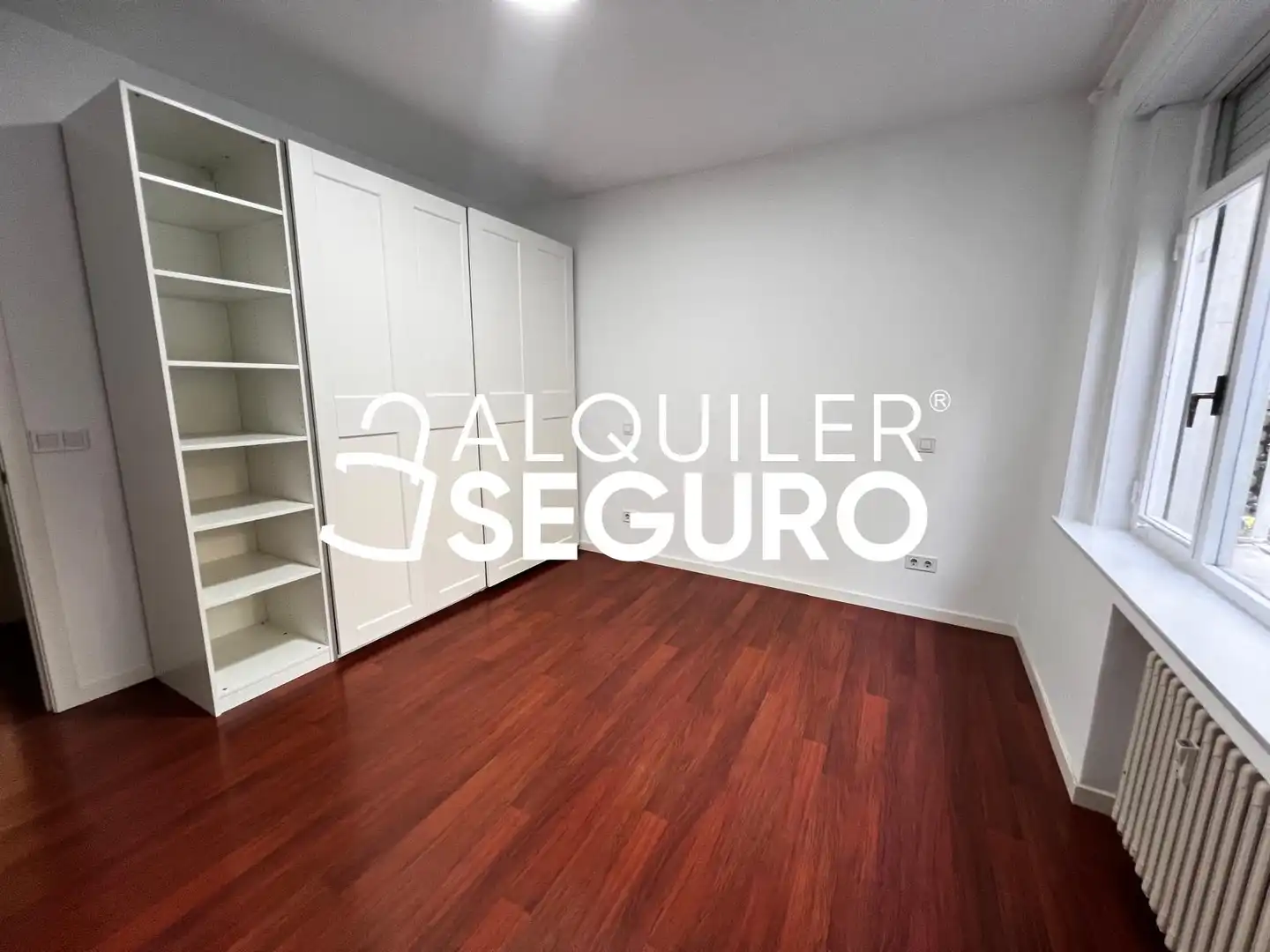 Bedroom of Flat for rent in Madrid  with Air Conditioner and Heating