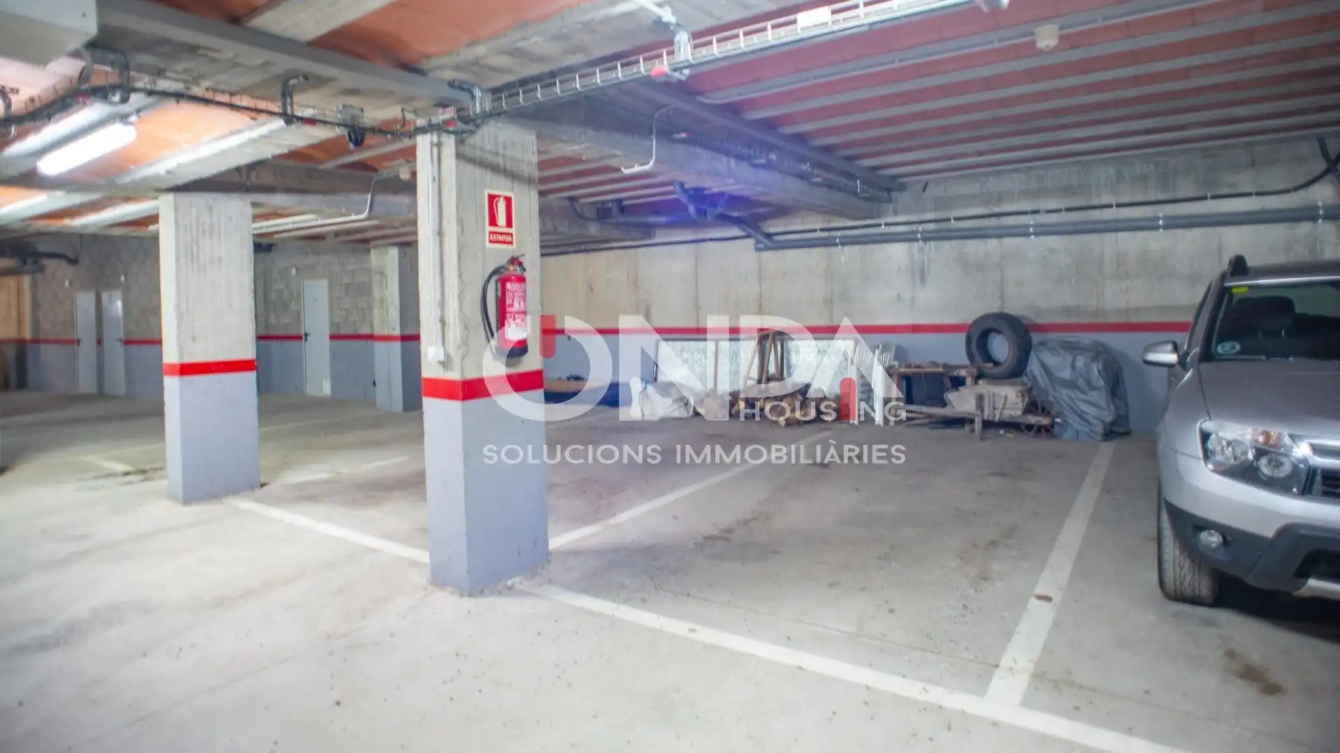 Parking de Piso en venta en El Pont de Suert con Calefacción, Terraza y Amueblado