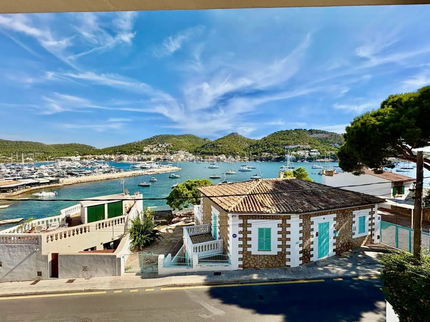 Vista exterior de Ático de alquiler en Andratx con Terraza, Amueblado y Alarma