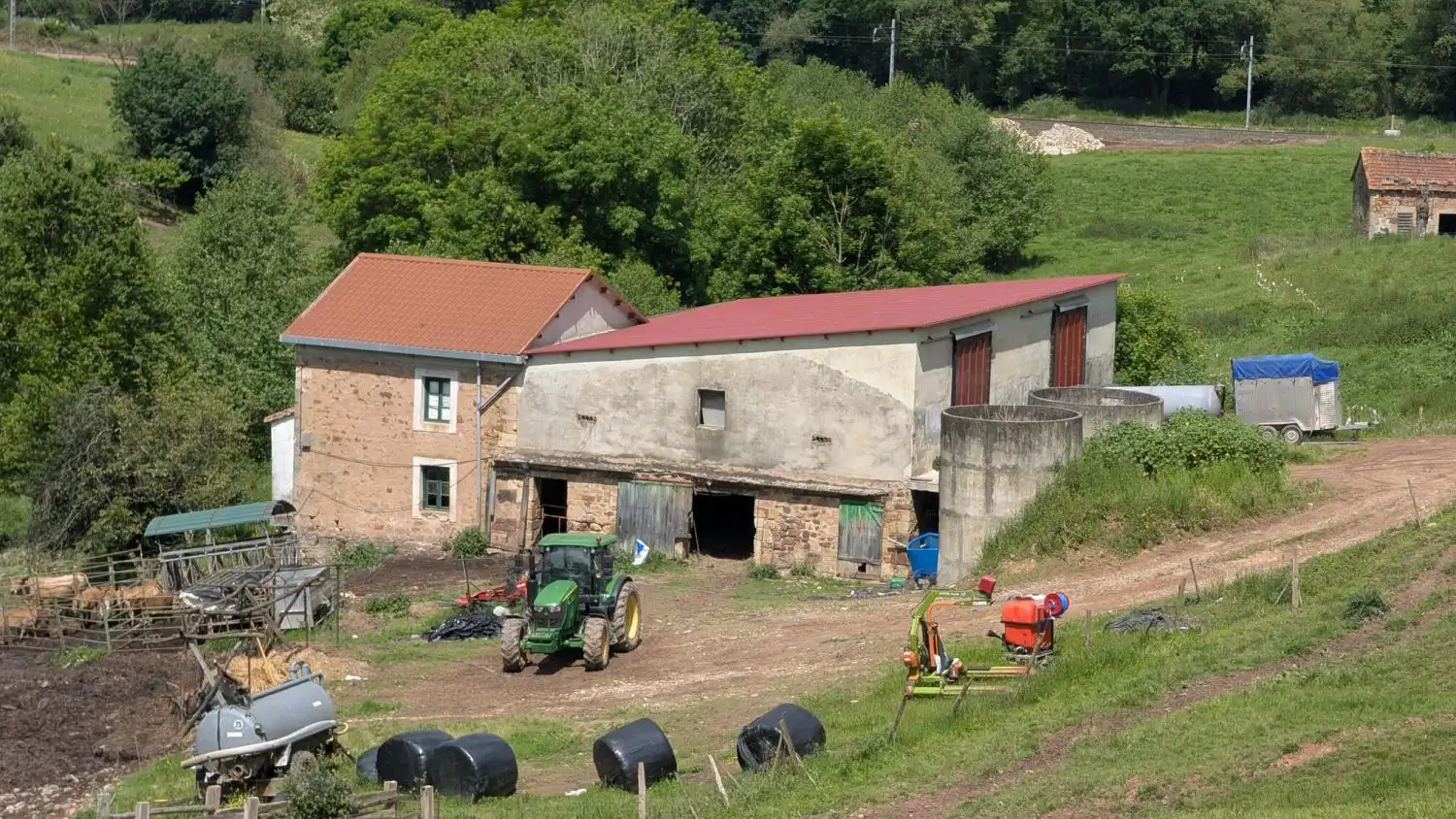 Exterior view of Country homes for sale in Piélagos