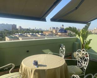 Terrassa de Apartament per a compartir en  Valencia Capital amb Aire condicionat, Calefacció i Terrassa