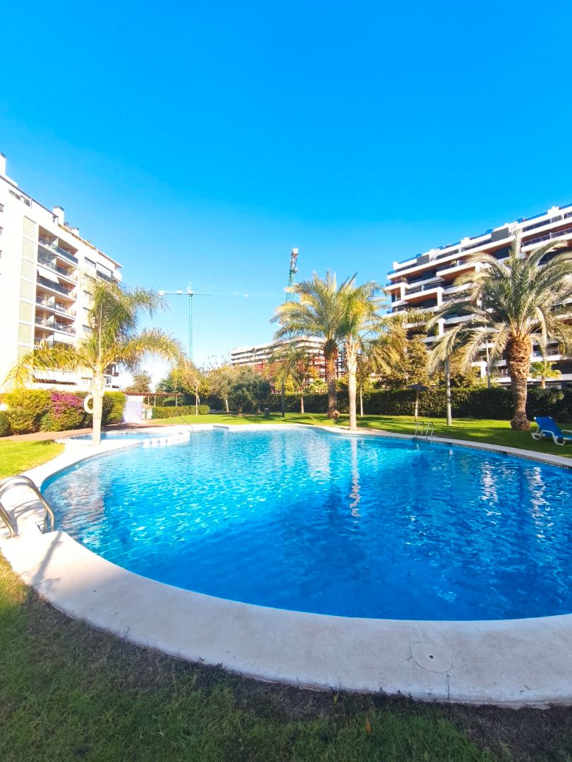 Swimming pool of Flat for sale in Alicante / Alacant  with Air Conditioner, Heating and Terrace