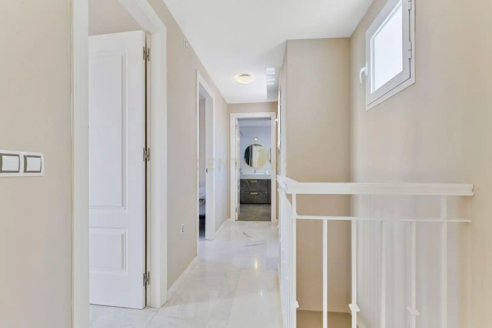 Casa adosada en venta en AV INGENIEROS DE RIVIERA 3 CONJUNTO SUNNY HILLSMIJ, 3, Riviera del Sol