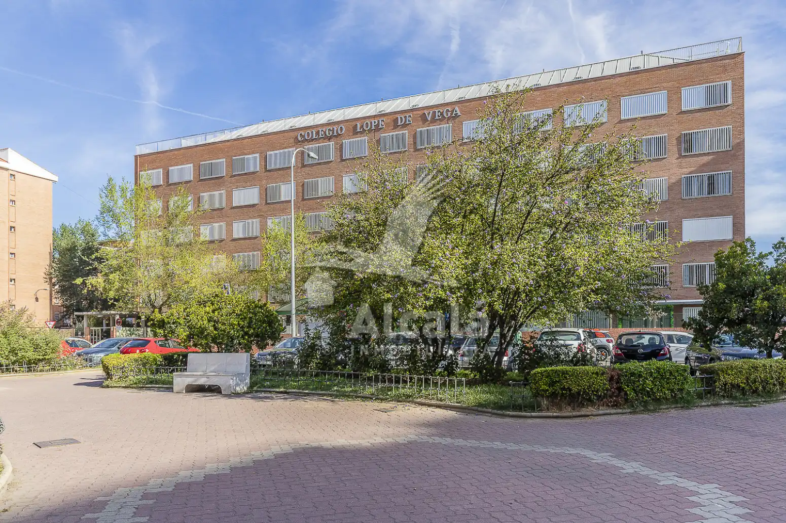 Vista exterior de Piso en venta en Alcalá de Henares con Aire acondicionado, Calefacción y Parquet