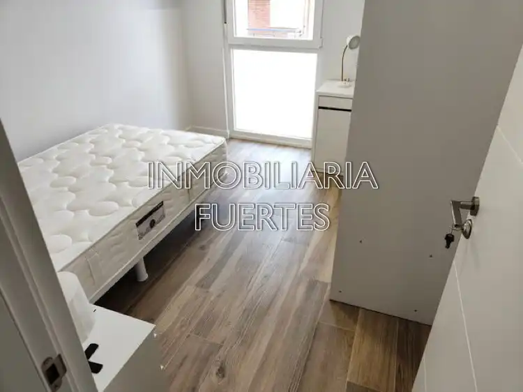 Flat for rent in Calle Demetrio de los Ríos, Las Ventas
