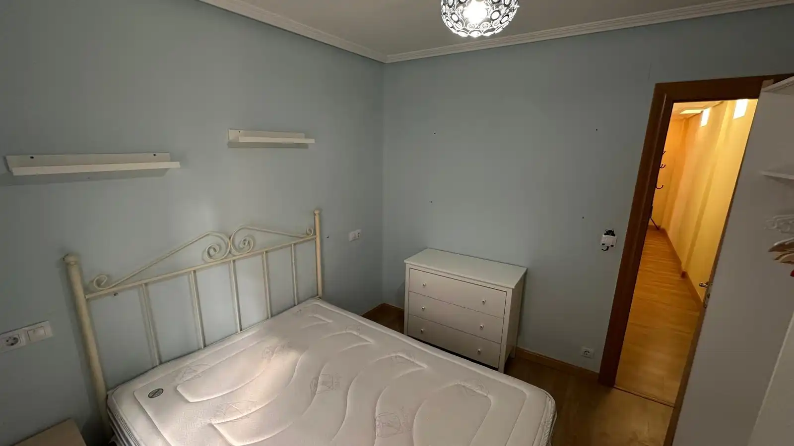 Dormitori de Pis en venda en Burgos amb Calefacció, Parquet i Traster