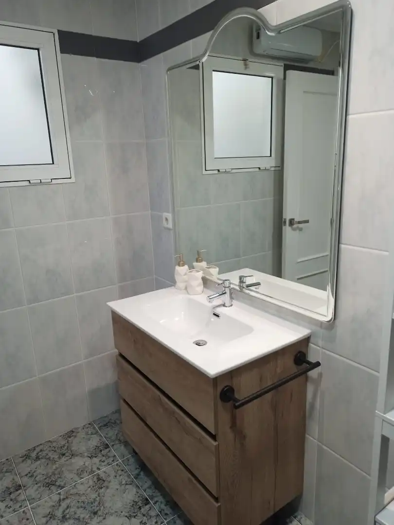 Bathroom of Flat for rent in Elche / Elx  with Terrace and Furnished