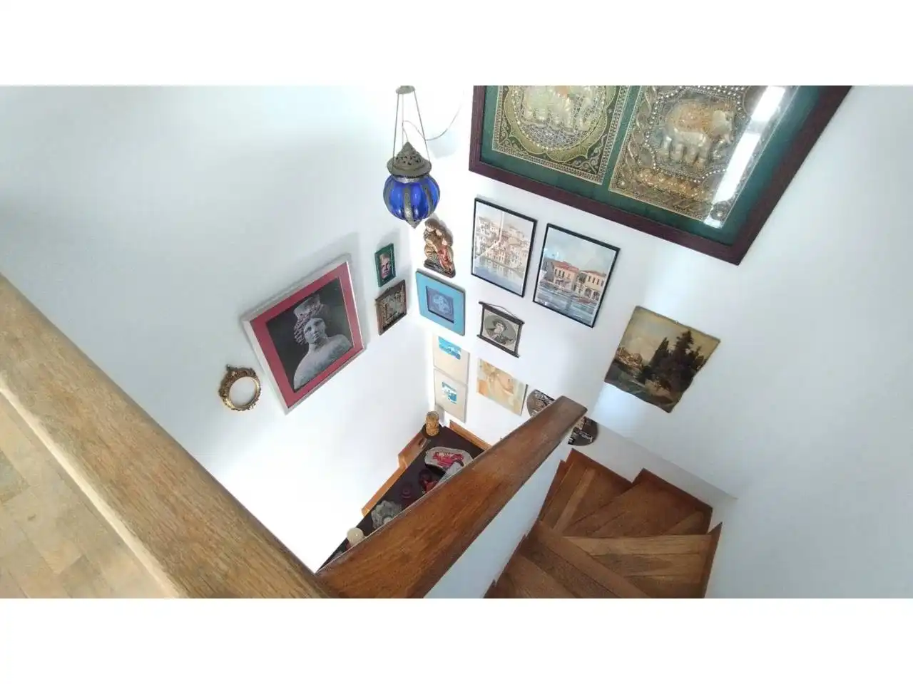 Maisonette zum Verkauf in Huelva mit Klimaanlage, Parkett und Balkon