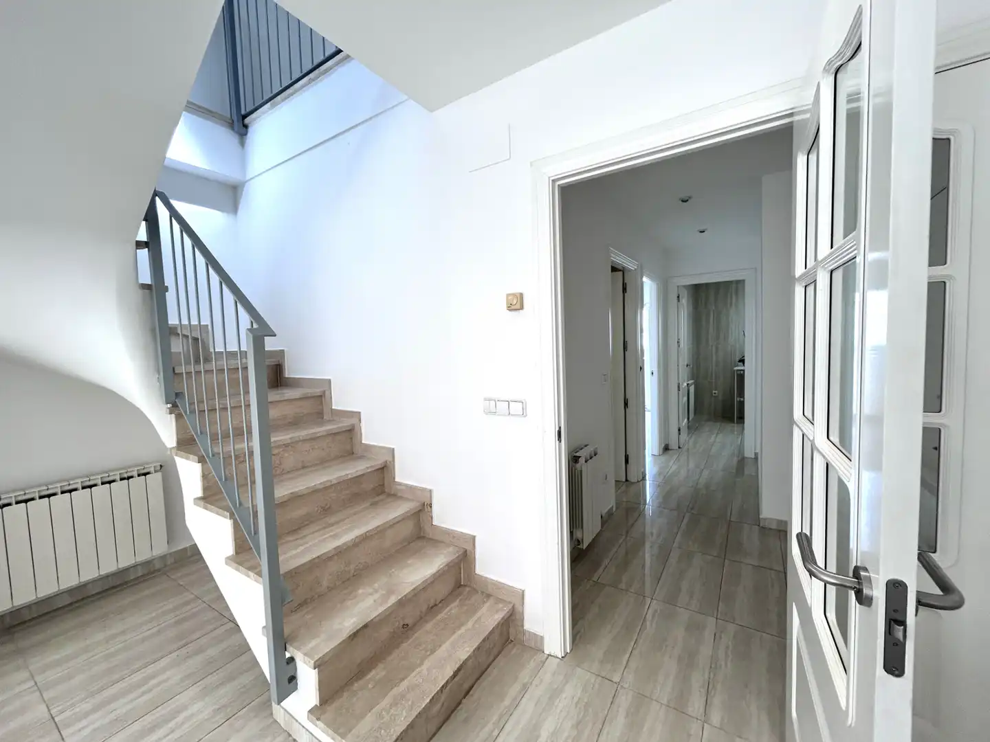 Maisonette zum Verkauf in Calella mit Klimaanlage, Heizung und Balkon