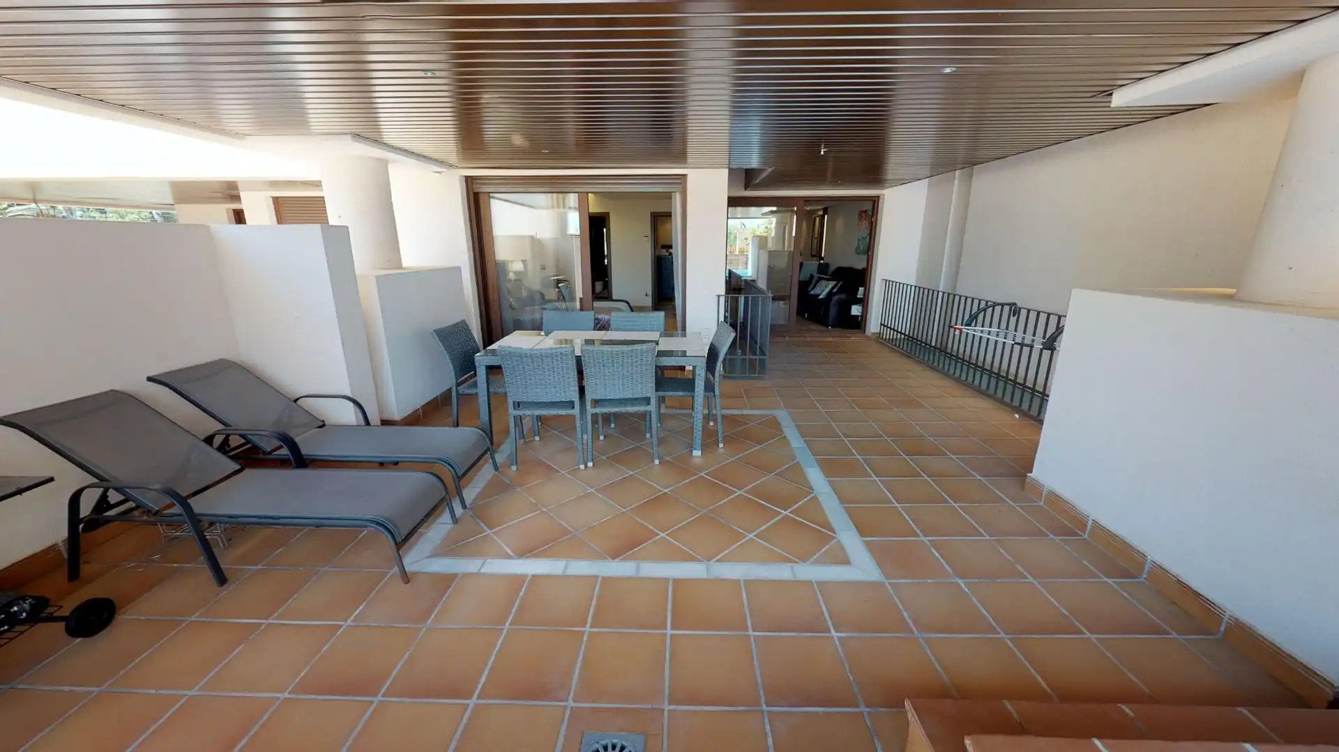 Terrassa de Apartament de lloguer en Estepona amb Aire condicionat, Calefacció i Terrassa