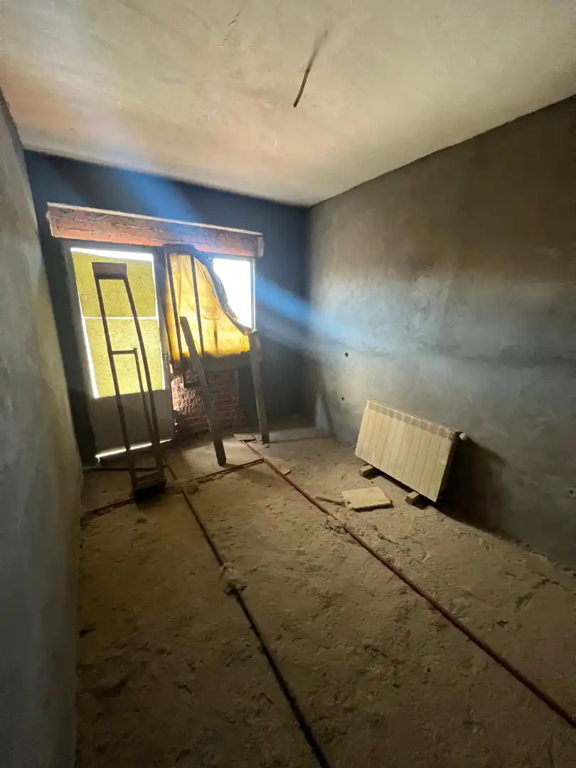 Casa adosada en venta en Burgohondo con Terraza