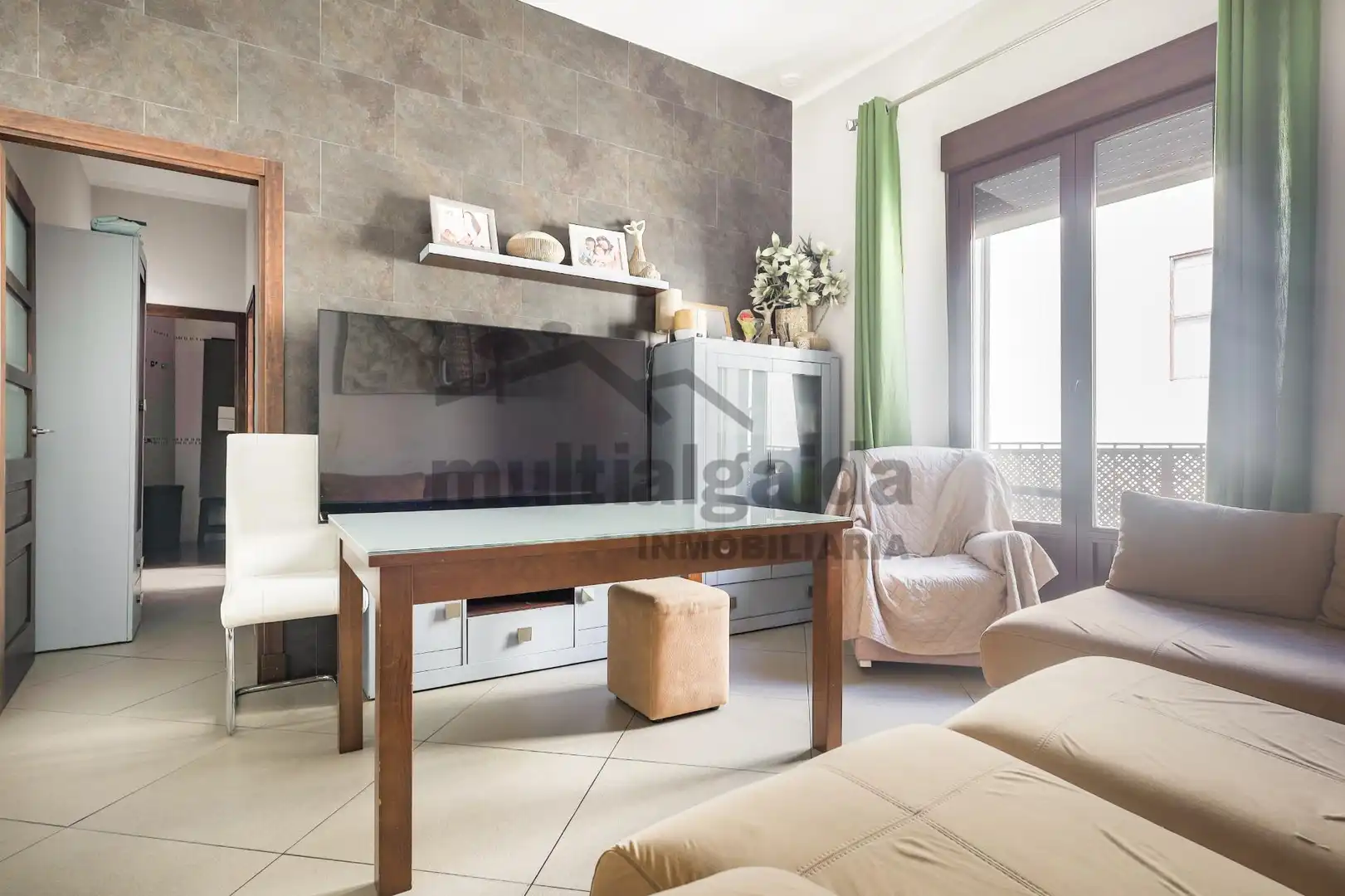 Sala d'estar de Casa o xalet en venda en Sanlúcar de Barrameda amb Aire condicionat, Terrassa i Traster