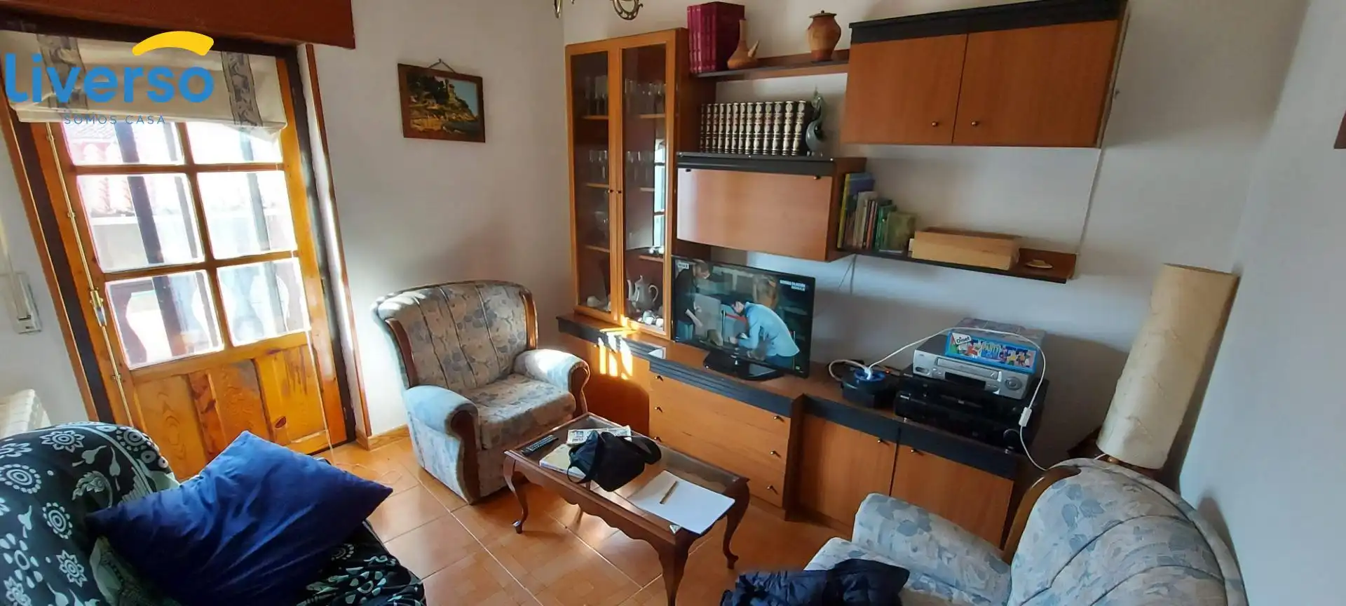 Sala de estar de Finca rústica en venta en Huerta de Rey con Calefacción, Trastero y Amueblado