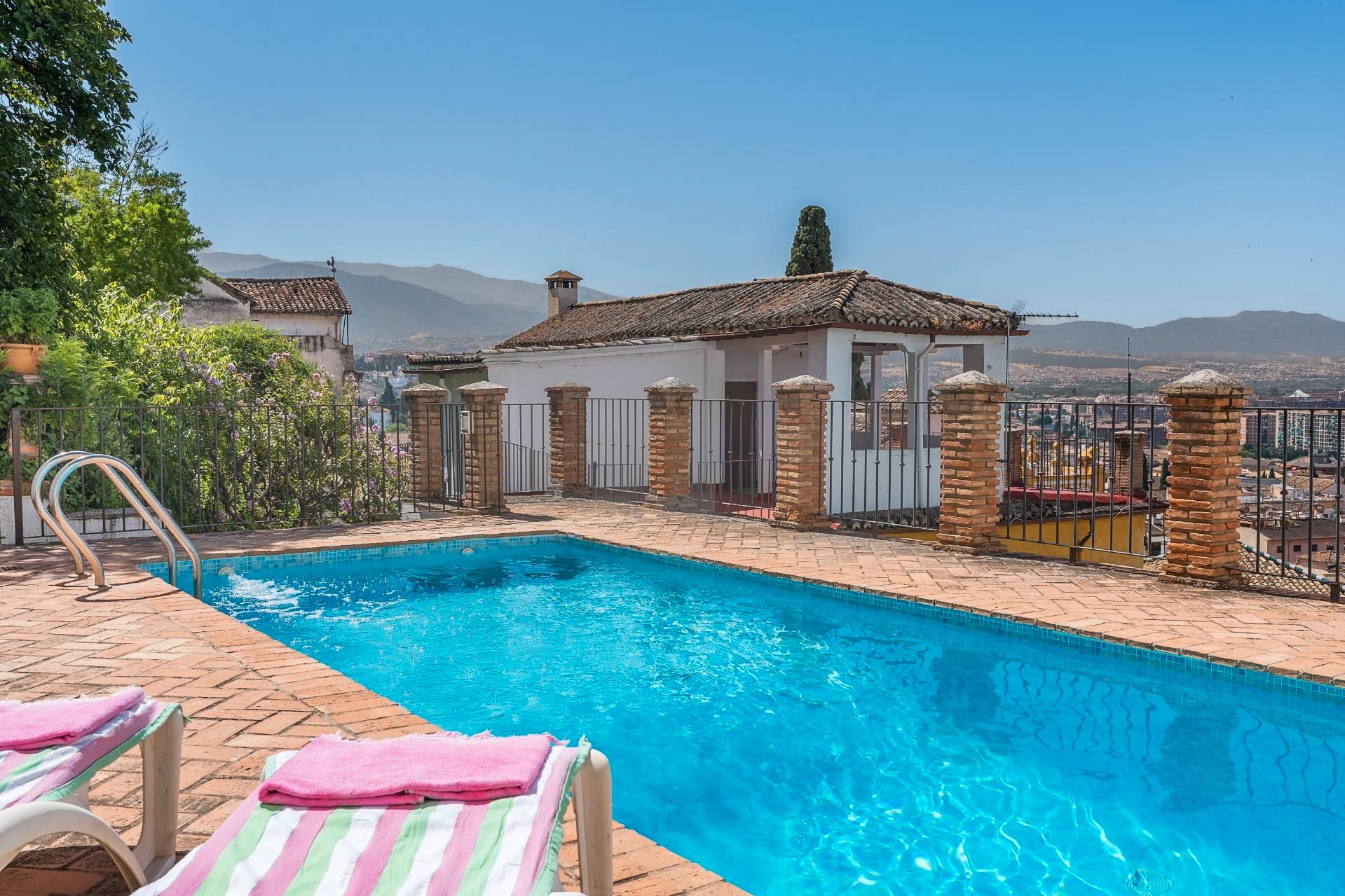 Jardí de Casa o xalet en venda en  Granada Capital amb Aire condicionat, Jardí privat i Terrassa