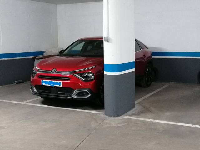 Garaje en Alquiler en Calle de Querol, 6 en Costillares