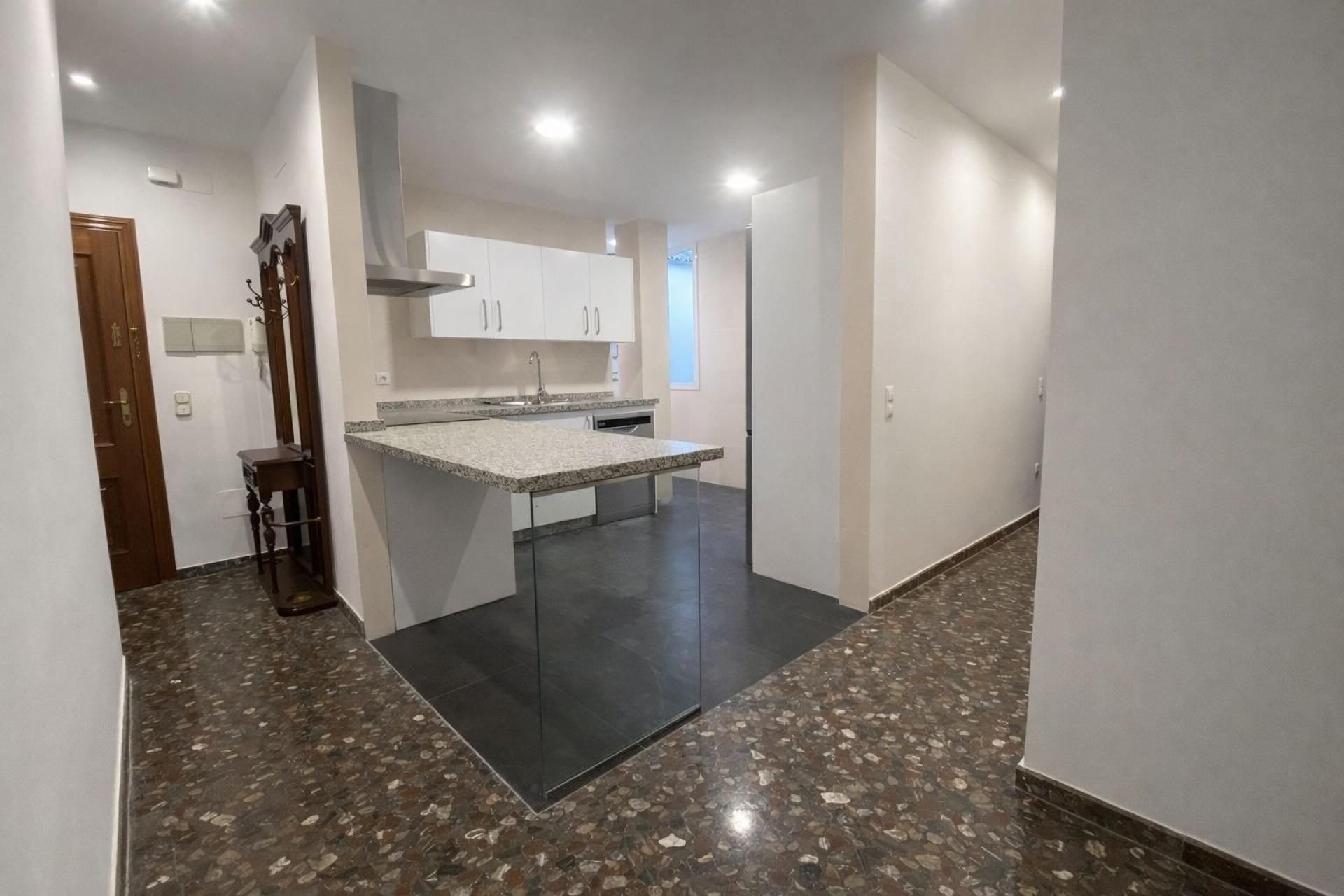 Küche von Wohnung zum Verkauf in Antequera mit Klimaanlage und Heizung