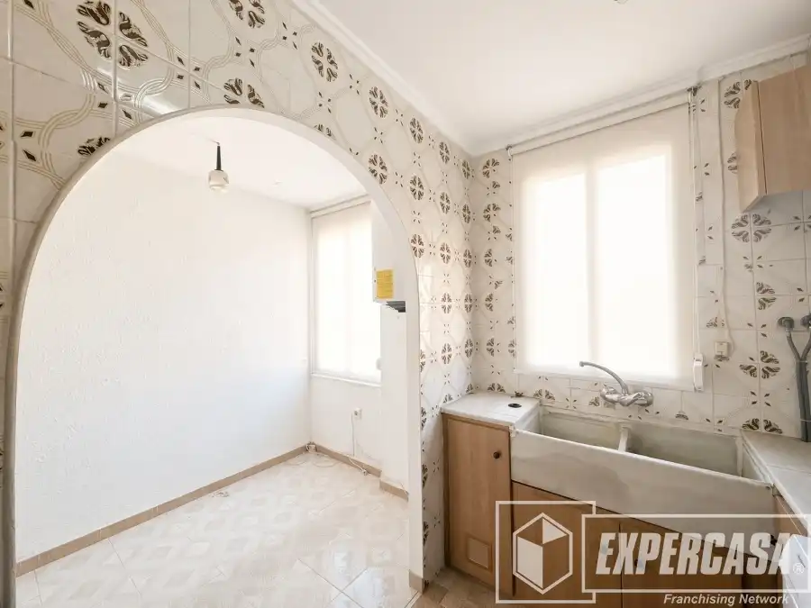 Flat for sale in Pobles de l'Oest, imagen 2