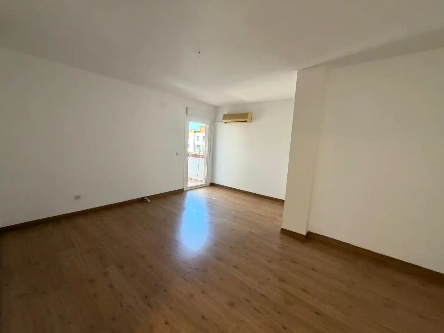 Flat with lift to rent in Calle RICO CEJUDO, imagen 3