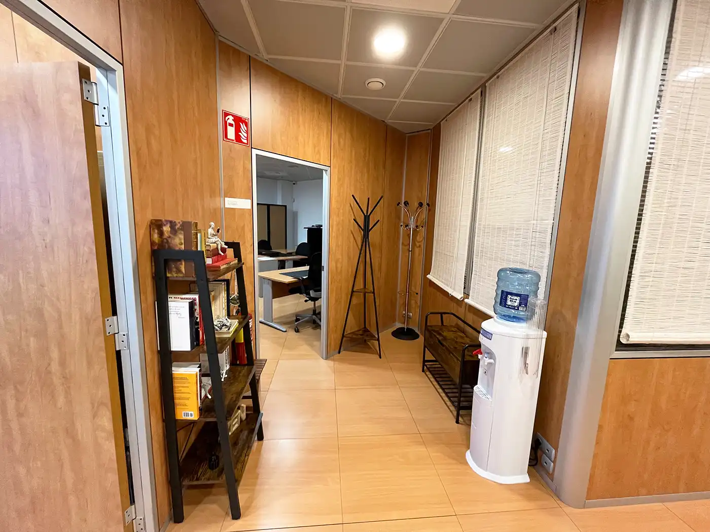 Oficina amb ascensor de lloguer a Carrer Amposta 14, imagen 6
